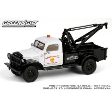 Greenlight Running On Empty Series 17 - 1945 Dodge Power Wagon Wrecker Shell Oil