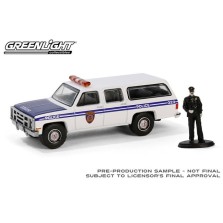 Greenlight The Hobby Shop Series 16 - 1985 GMC Suburban 2500 New York City Transit Police