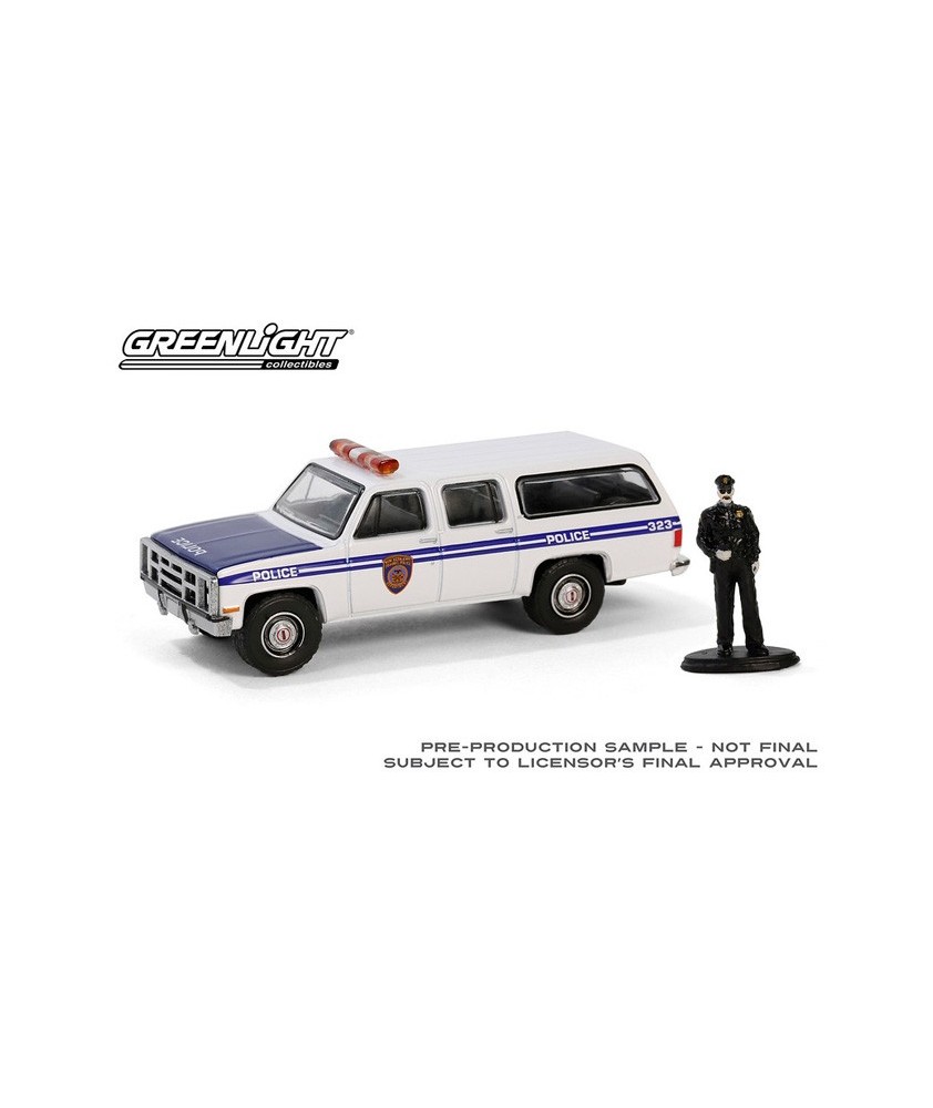 Greenlight The Hobby Shop Series 16 - 1985 GMC Suburban 2500 New York City Transit Police