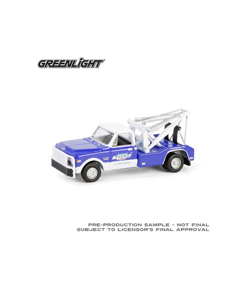 Greenlight Dually Drivers Series 15 - 1969 Chevrolet C30 Dually Wrecker Yenko