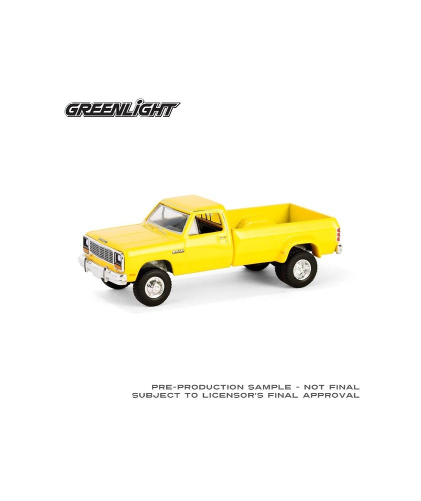 Greenlight Dually Drivers Series 15 - 1982 Dodge Ram D350 Dually