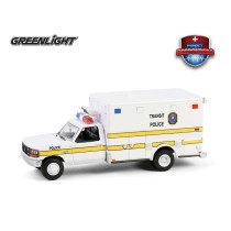 Greenlight First Responders Hobby Exclusive - 1994 Ford F-350 Ambulance Washington DC Metro Transit Police