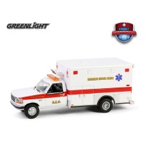 Greenlight First Responders Hobby Exclusive - 1995 Ford F-350 Ambulance Detroit Fire Department EMS