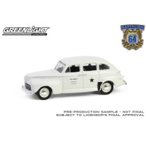 Greenlight Battalion 64 Series 5 - 1946 Ford Fordor Super Deluxe