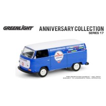 Greenlight Anniversary Collection Series 17 - 1968 Volkswagen Type 2 Panel Van Chevron
