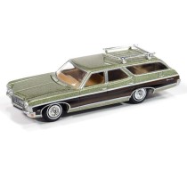 Auto World Premium Series 2024 Release 3B - 1970 Chevy Kingswood Estate
