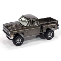 Auto World Premium Series 2024 Release 3B - 1981 Chevy Silverado Stepside Pickup