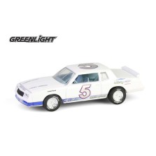 Greenlight Hobby Exclusive - 1983 Chevrolet Monte Carlo Hendrick Motorsports