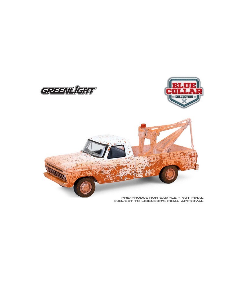 Greenlight Blue Collar Series 14 - 1973 Ford F-100 Truck with Drop In Tow Hook