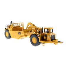 Diecast Masters Caterpillar 657G Wheel Tractor Scraper