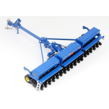 Diecast Masters Landoll 5532 Three Section Grain Drill