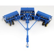 Diecast Masters Landoll 5532 Three Section Grain Drill