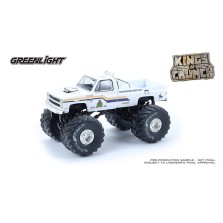Greenlight Kings of Crunch Special Edition Hot Pursuit - 1986 Chevy Silverado Royal Mounted Canadian Police