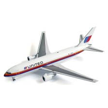 V1:400 United Airlines Boeing 676-200ER