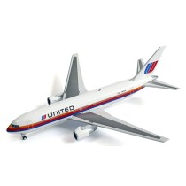 V1:400 United Airlines Boeing 676-200ER