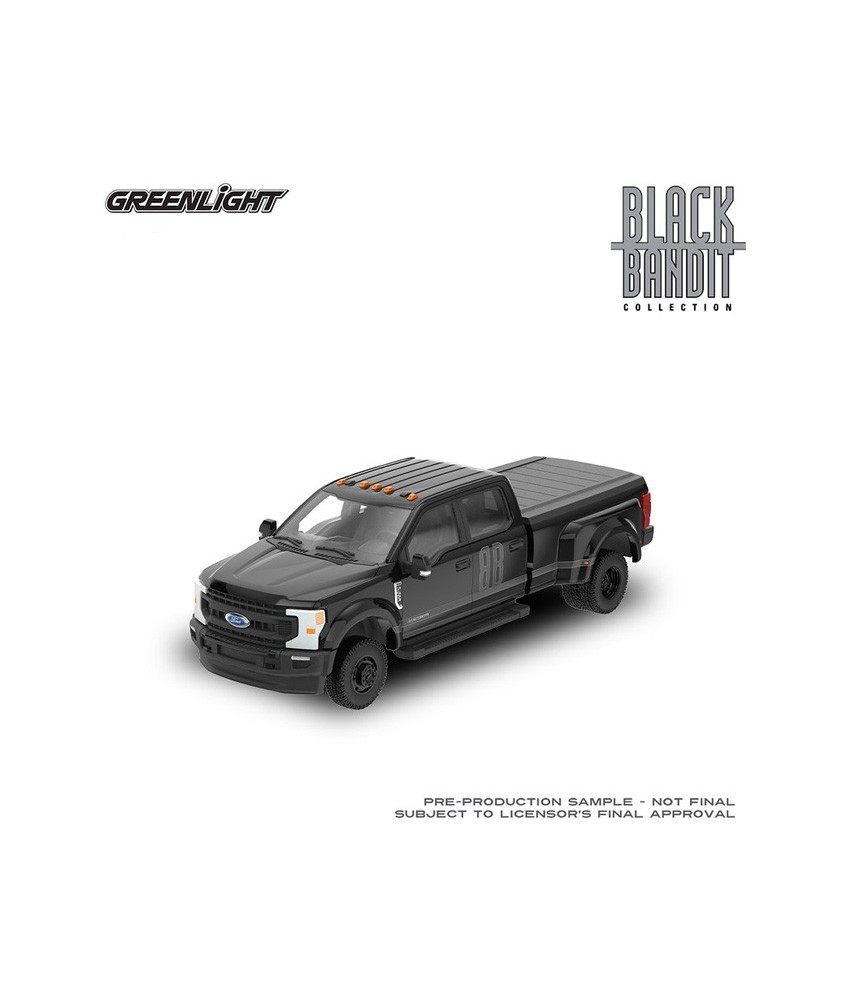 Greenlight Black Bandit Collection Series 31 - 2020 Ford F-450 XL Super Duty Dually