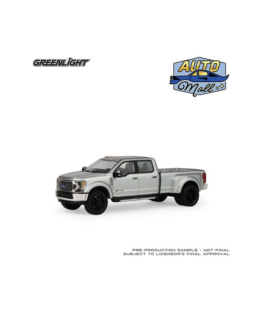 Greenlight Auto Mall Series 8 - 2022 Ford F-450 Super Duty Dually Pickup