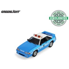 Greenlight Hot Pursuit Hobby Exclusive - 1987 Ford Mustang NYPD