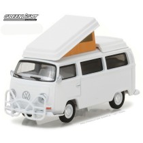 Club Vee-Dub Series 5 - 1968 Volkswagen Type 2 Campmobile