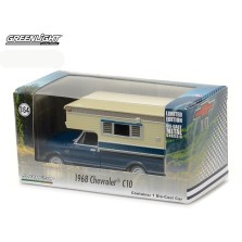 Hobby Exclusive - 1968 Chevrolet C-10 with Large Camper