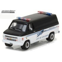Hot Pursuit Series 24 - 1985 Chevy G20 Van Sylvania Police