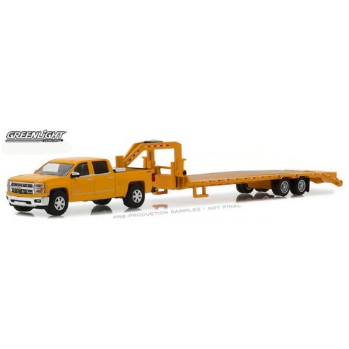 Greenlight Hitch and Tow Series 13 - 2015 Chevy Silverado and Gooseneck Trailer
