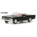 Greenlight Mecum Auctions  Series 2 - 1965 Lincoln Continental Convertible