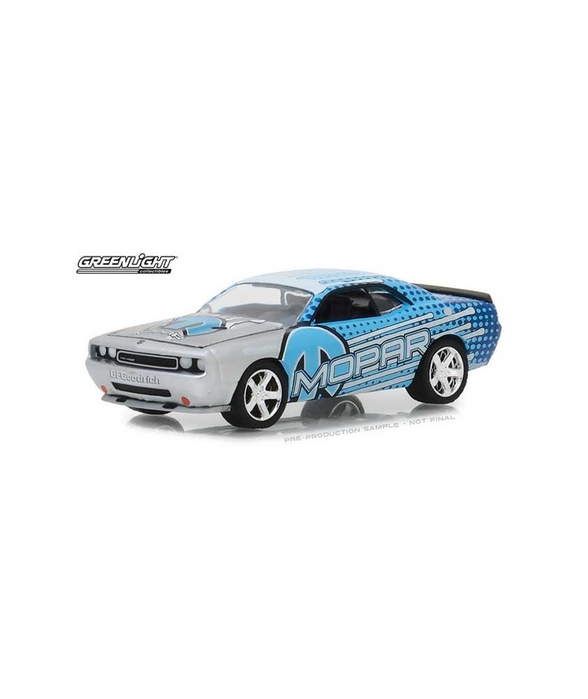 Greenlight Hobby Exclusive - 2009 Dodge Challenger Mopar Edition