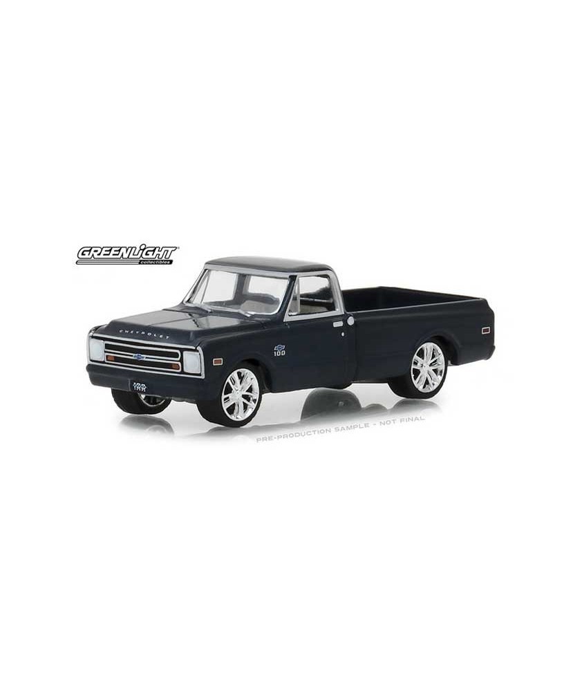 Greenlight Hobby Exclusive - 1967 Chevy C-10 Truck