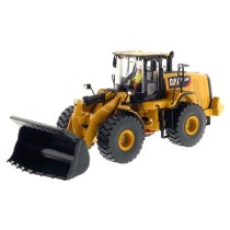 Diecast Masters Caterpillar 972M Wheel Loader