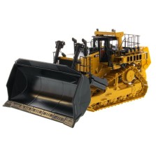 Diecast Masters Caterpillar D11T CD Carrydozer