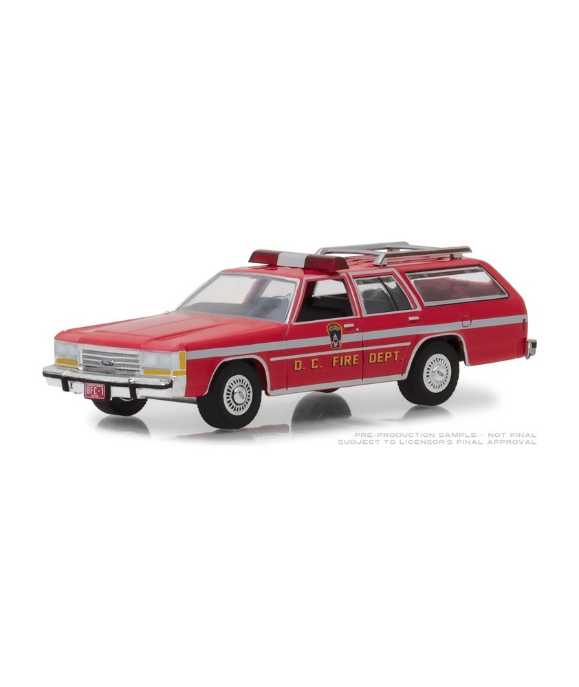 Greenlight Hobby Exclusive - 1990 Ford LTD Crown Victoria Wagon