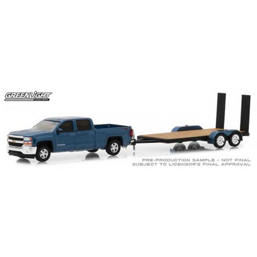 Greenlight Hitch and Tow Series 15 - 2018 Chevy Silverado 1500 with Flatbed Trailer