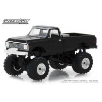 Greenlight Kings of Crunch Series 2 - 1972 Chevy K-10 Monster Truck