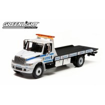 Greenlight Hobby Exclusive - International DuraStar Flatbed NYPD