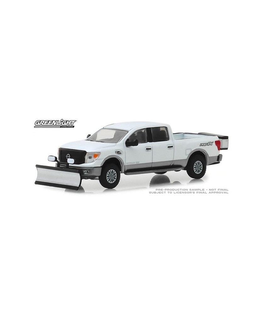 Greenlight Hobby Exclusive - 2018 Nissan Titan XD Pro-4X