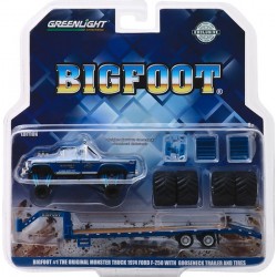 Greenlight Hobby Exclusive - Bigfoot Ford F-250 Monster Truck on Gooseneck Trailer