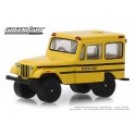 Greenlight Hobby Exclusive - 1974 Jeep DJ-5 School Bus