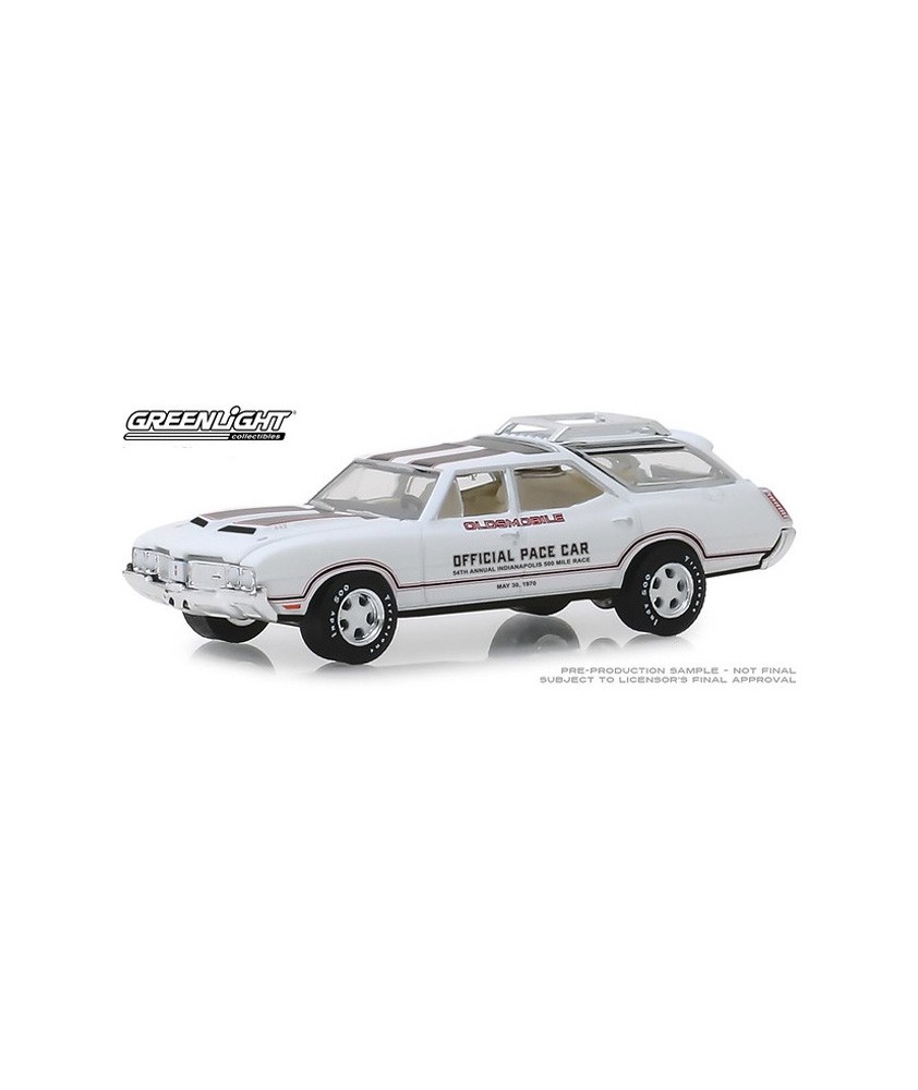 Greenlight Hobby Exclusive - 1970 Oldsmobile Vista Cruiser