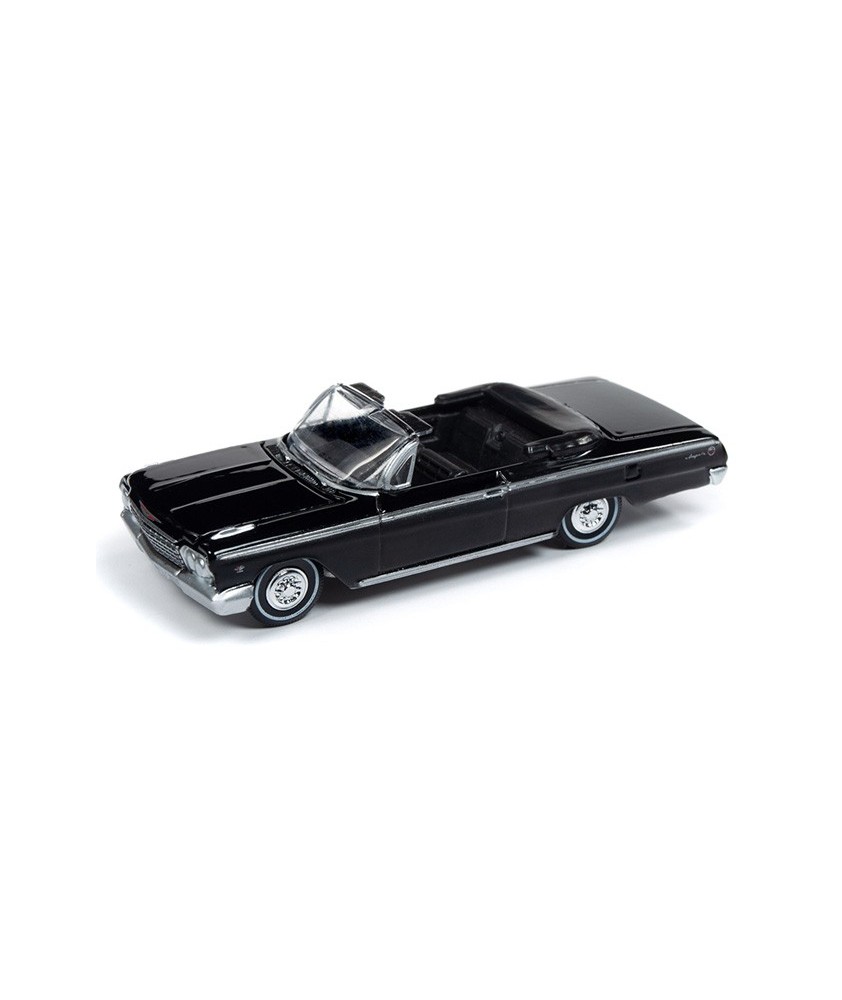 Auto World Premium 2019 Release 2B - 1962 Chevy Impala SS Convertible