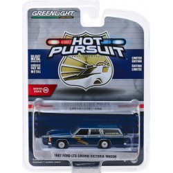 Greenlight Hot Pursuit Series 32 - 1987 Ford LTD Crown Victoria Wagon