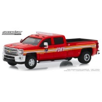 Greenlight Dually Drivers Series 2 - 2018 Chevy Silverado 3500 FDNY