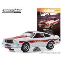 Greenlight Vintage Ad Cars Series 1 - 1976 Ford Mustang II Cobra II