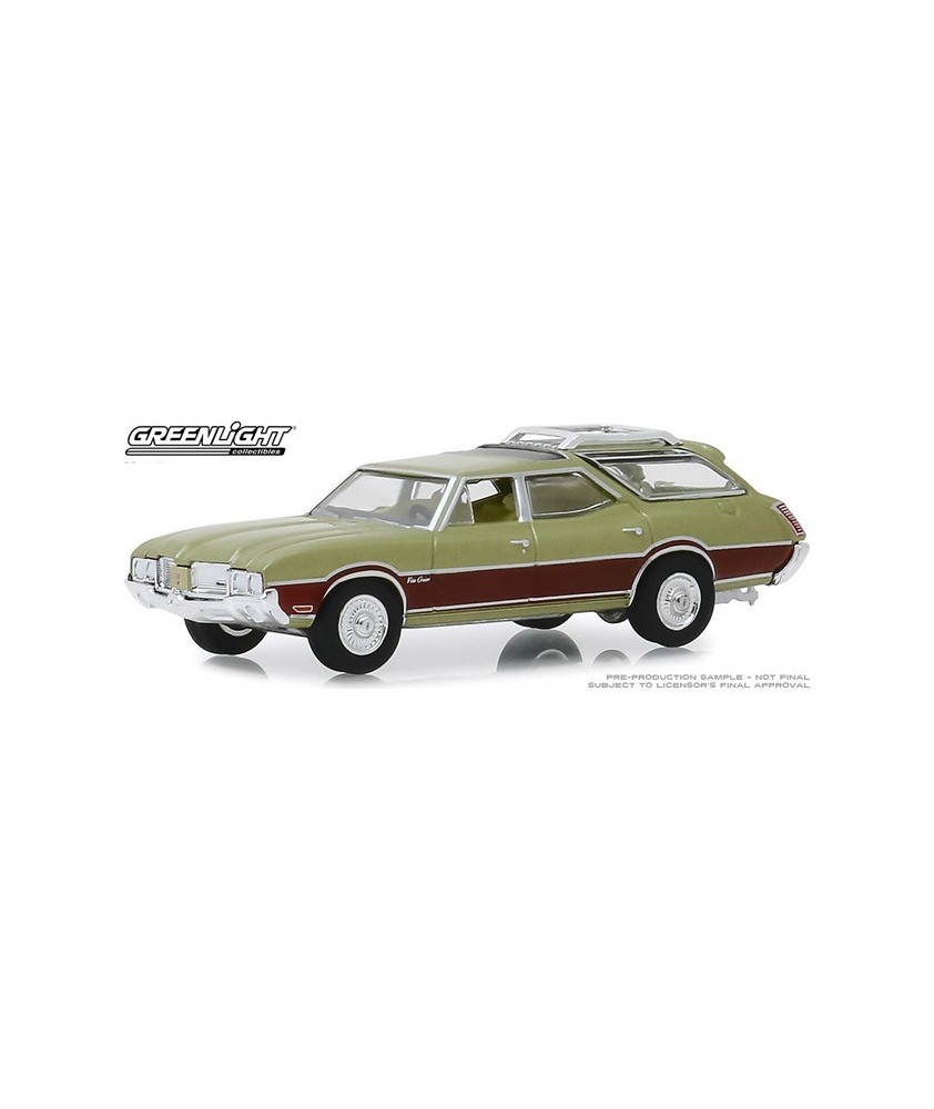 Greenlight Estate Wagons Series 4 - 1971 Oldsmobile Vista Cruiser