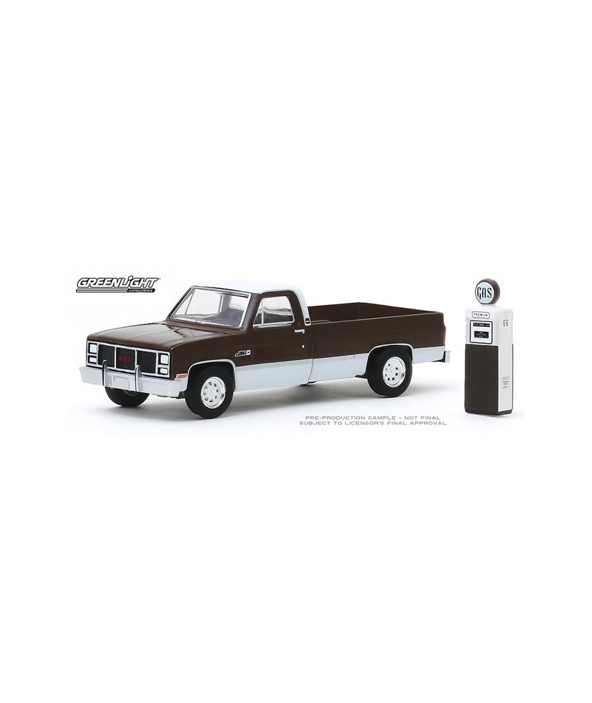 Greenlight The Hobby Shop Series 8 - 1984 GMC 2500 High Sierra