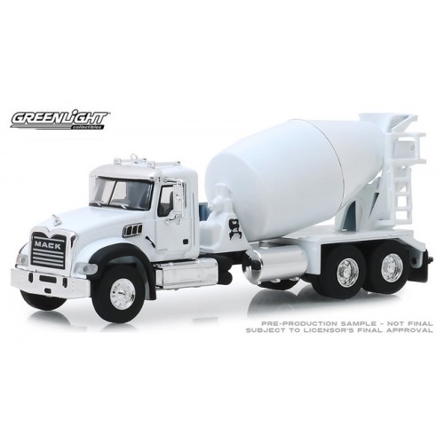 Greenlight S.D. Trucks Series 8 - 2019 Mack Granite Cement Mixer