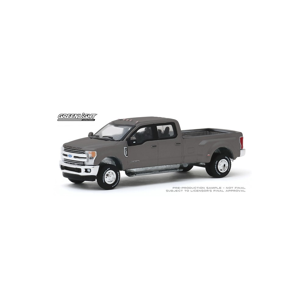 Greenlight Dually Drivers Series 3 - 2019 Ford F-350 Lariat Dually