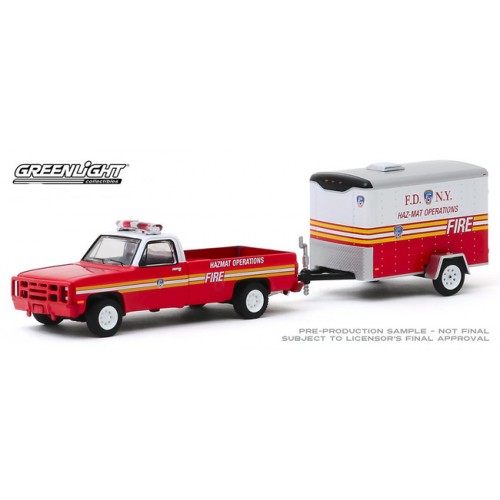 Greenlight Hitch and Tow Series 19 - 1986 Chevy M1008 CUCV FDNY Haz-Mat