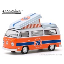 Greenlight Club V-Dub Series 10 - 1973 Volkswagen Westfalia Campmobile