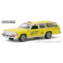 Greenlight Hobby Exclusive - 1988 Ford LTD Crown Victoria Wagon Yellow Cab